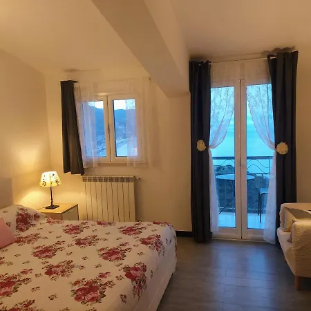 Blue Sky House 3*