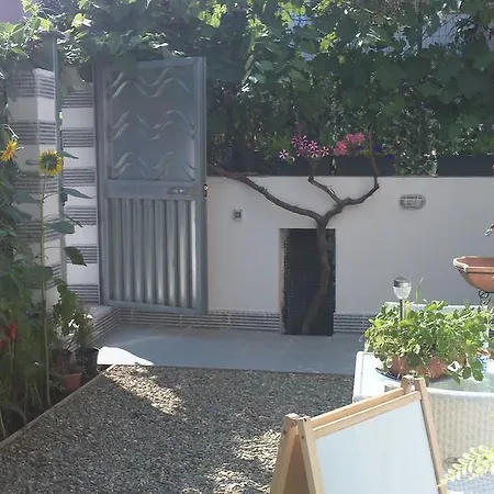 Blue Sky House 3* טאורמינה