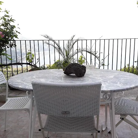 Blue Sky House 3* Ταορμίνα